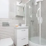 شقة Two-bedroom 650 M Brzezno By Renters غدانسك