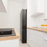 شقة Two-bedroom 650 M Brzezno By Renters