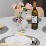 Two-bedroom 650 M Brzezno By Renters شقة غدانسك