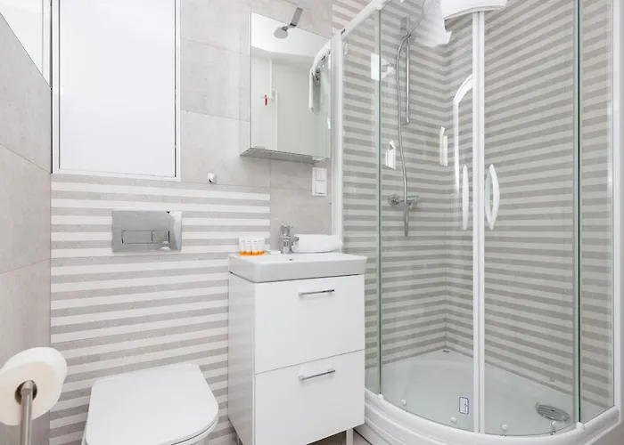 Apartment Two-bedroom 650 M Brzezno By Renters Danzig