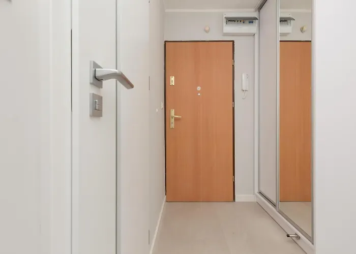 Two-bedroom 650 M Brzezno By Renters 公寓 *