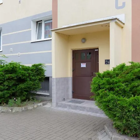 Apartment Two-bedroom 650 M Brzezno By Renters Gdansk